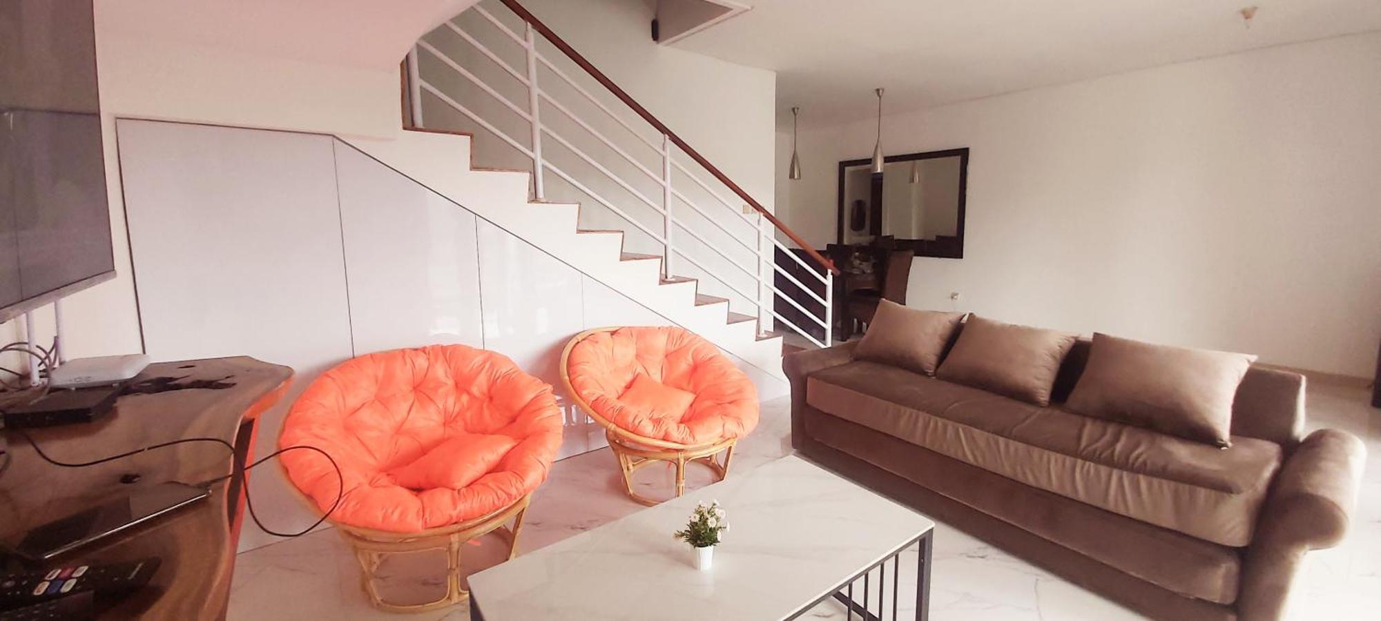 Villa Keluarga Syariah Mawar#9, Dago Resort, 3br Dengan View Pegunungan Dan Fasilitas Premium