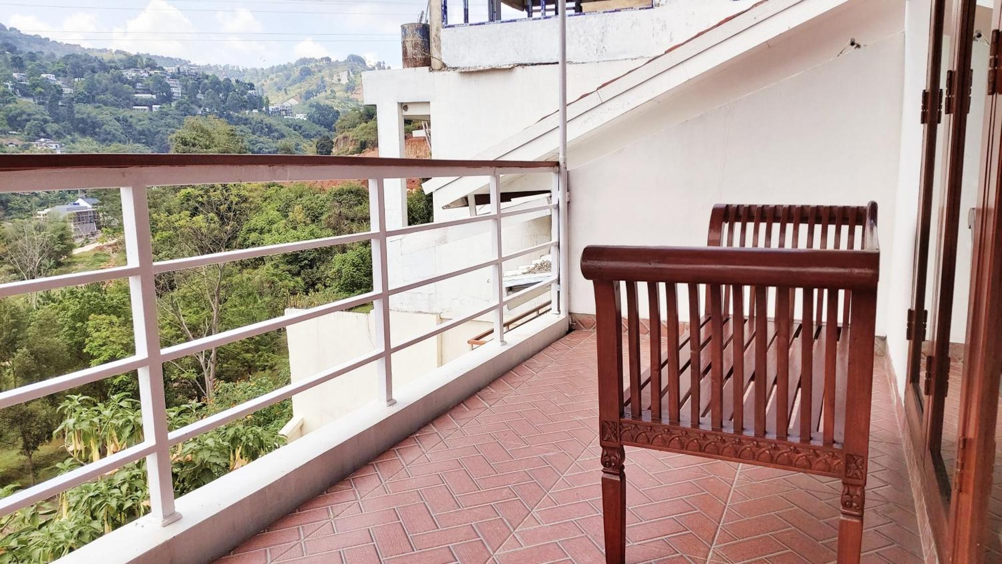 Keluarga Syariah Mawar#9, Dago Resort, 3br Dengan View Pegunungan Dan Fasilitas Premium Villa *